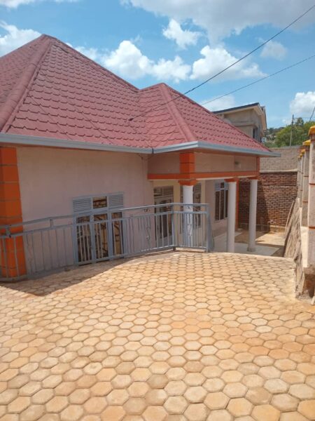 House sale location Rebero Bisambu