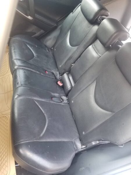 Toyota rava4 automatic