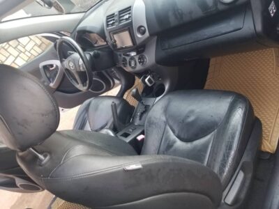 Toyota rava4 automatic
