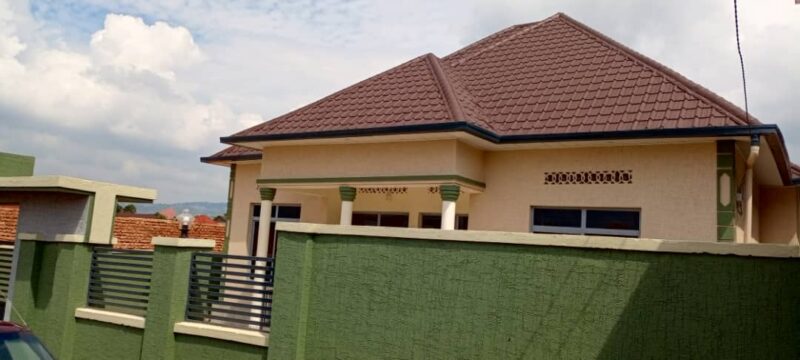 Gasogi house for sale