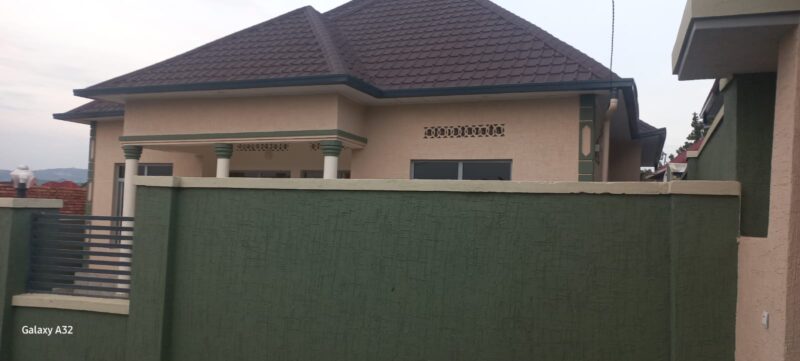 Gasogi house for sale