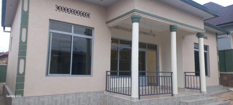 Gasogi house for sale