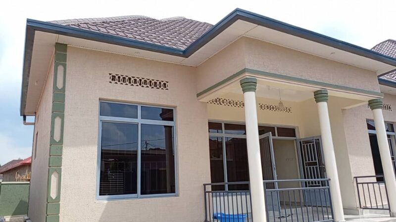 Gasogi house for sale