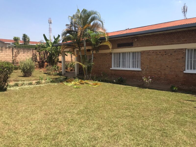 Gikondo old house for sale