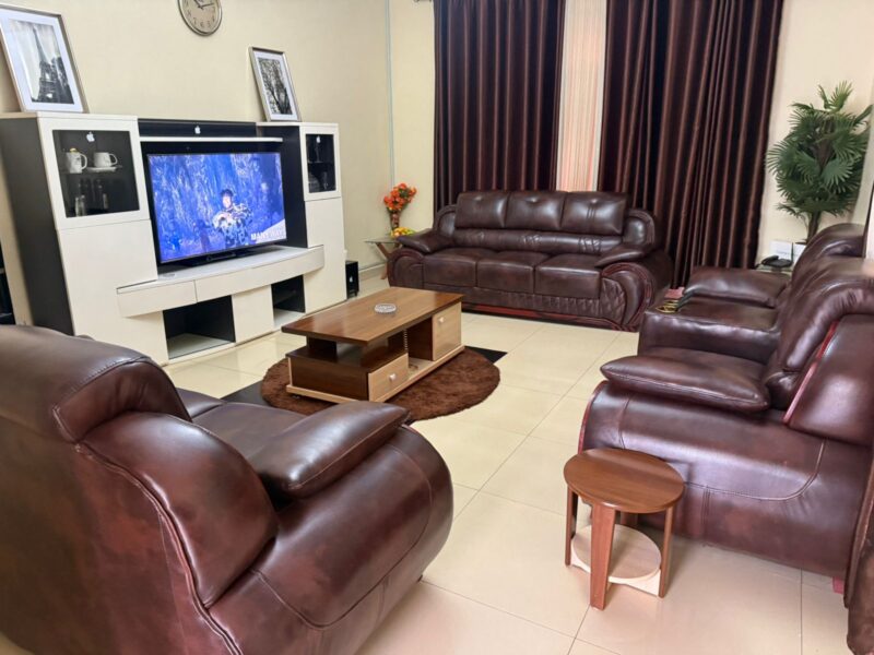 Gisozi house for rent 1500$