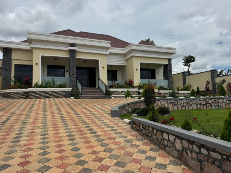 Giporoso house for sale