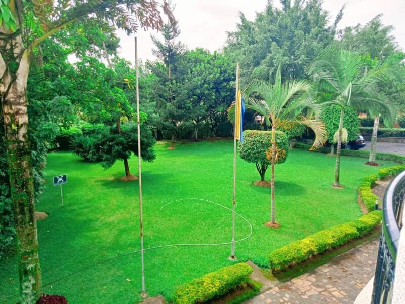 Nyarutarama house for sale