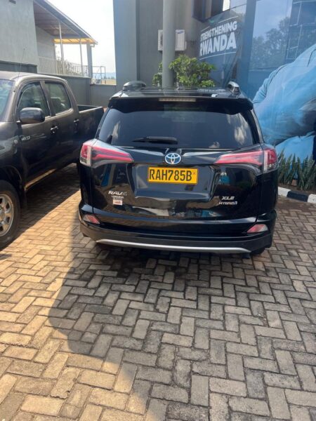 Rava4 hybrid automatic for rent