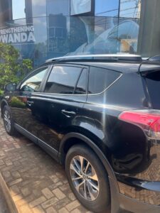 Rava4 hybrid automatic for rent