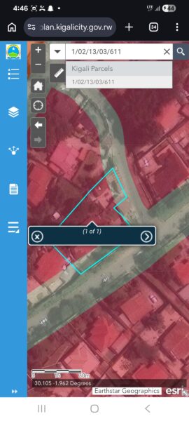 Remera old house with big plot for sale