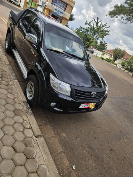 TOYOTA HILUX 2015 for sale