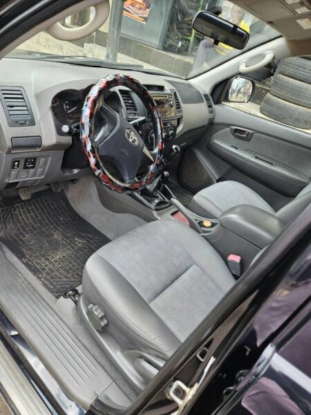 TOYOTA HILUX 2015 for sale