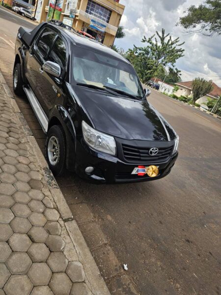 TOYOTA HILUX 2015 for sale