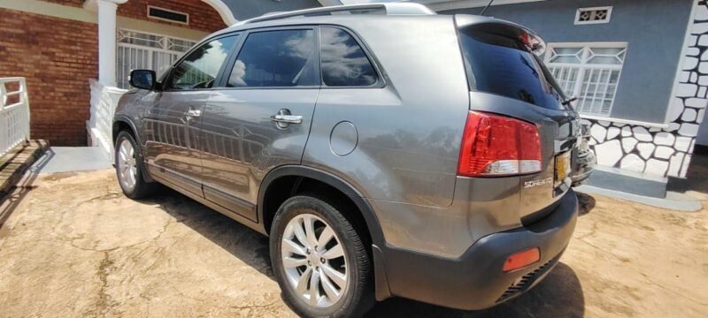 KIA SORENTO FOR SALE