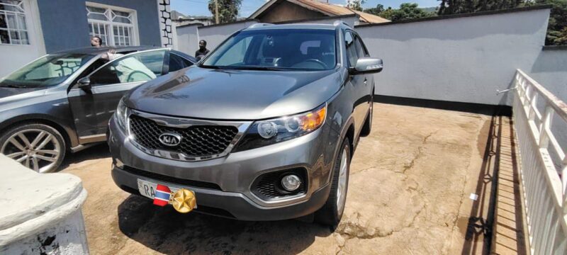 KIA SORENTO FOR SALE
