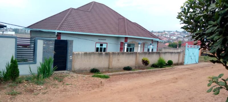 Gahanga house for sale