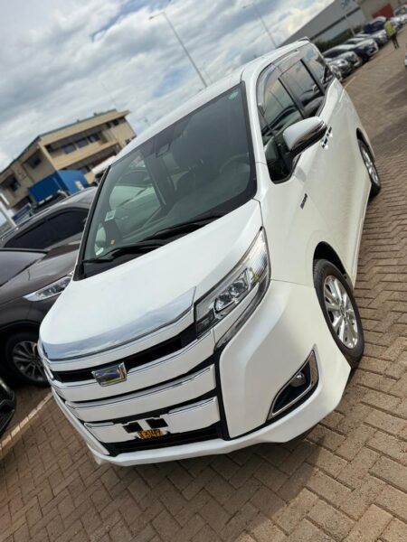 NOAH NEW model 2017 FOR SALE