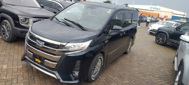 NOAH NEW model 2017 FOR SALE