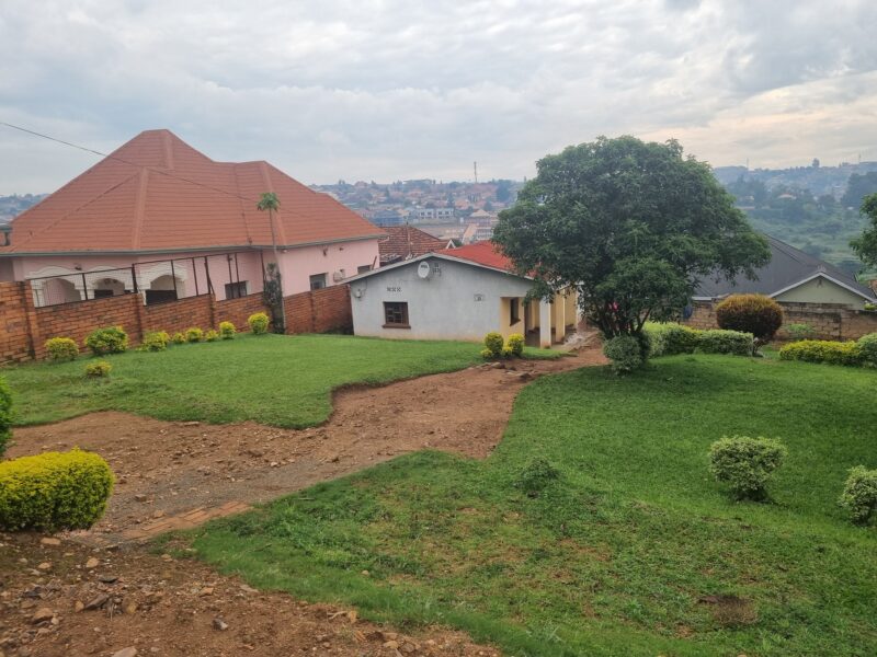 Niboyi plot for sale 160m