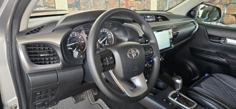 Toyota hilux revolution automatic 2022 for sale