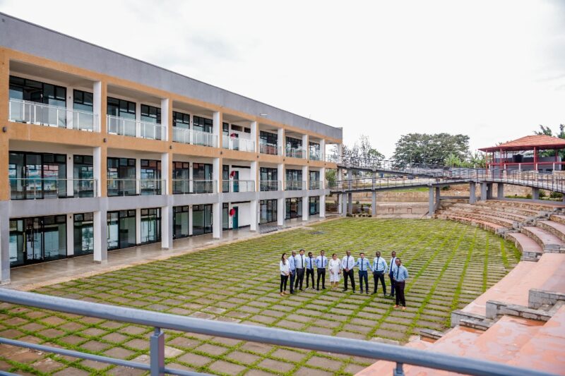 Commercial building for sale remera