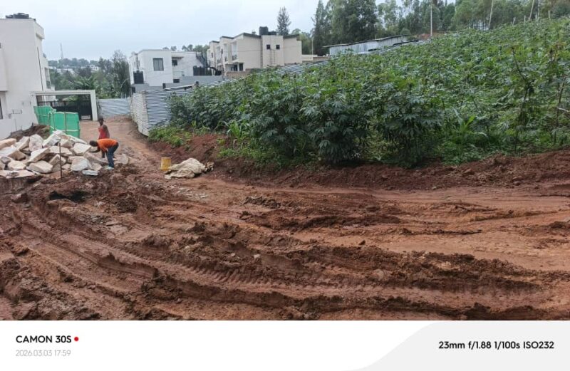 Rebero plot for sale near by pinnacle hotel