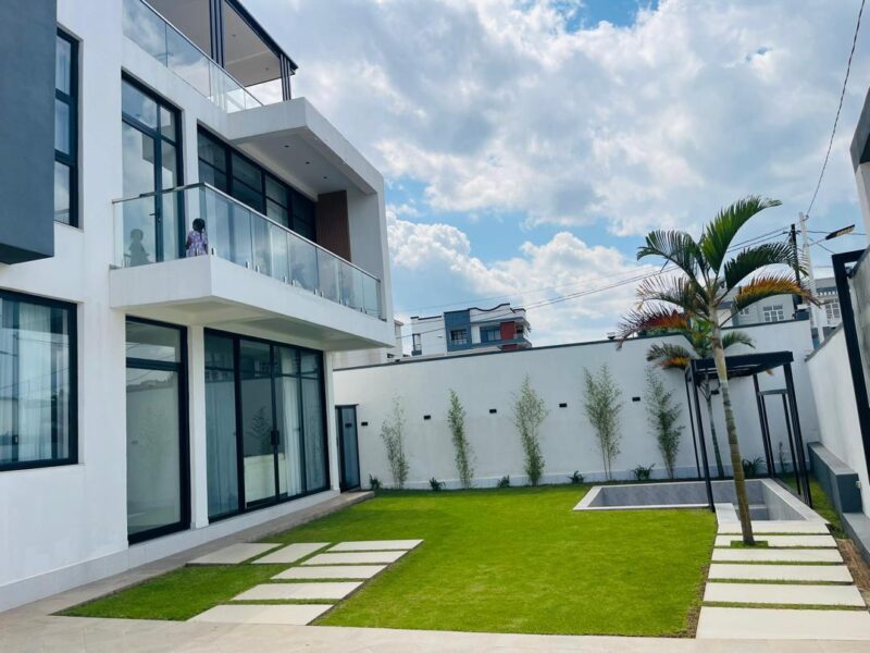 Kinyinya beautiful villa for sale