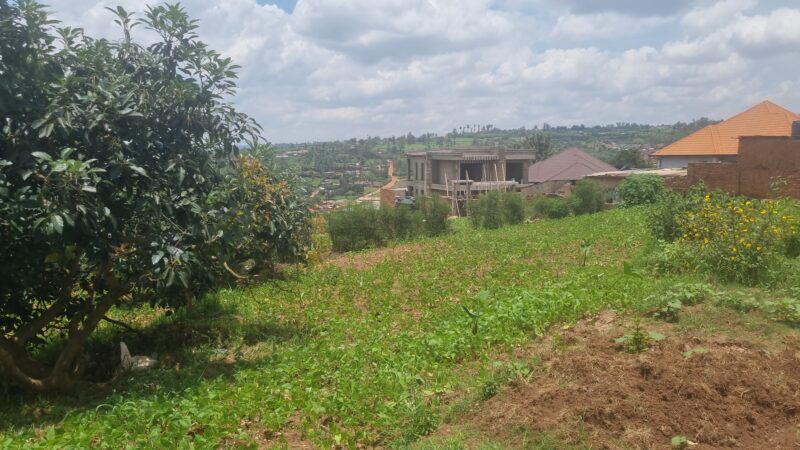Kicukiro kagarama muyange plot for sale