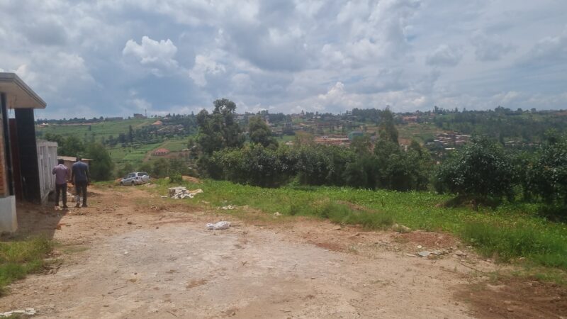 Kicukiro kagarama muyange plot for sale