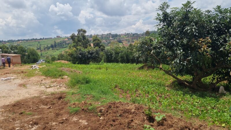 Kicukiro kagarama muyange plot for sale