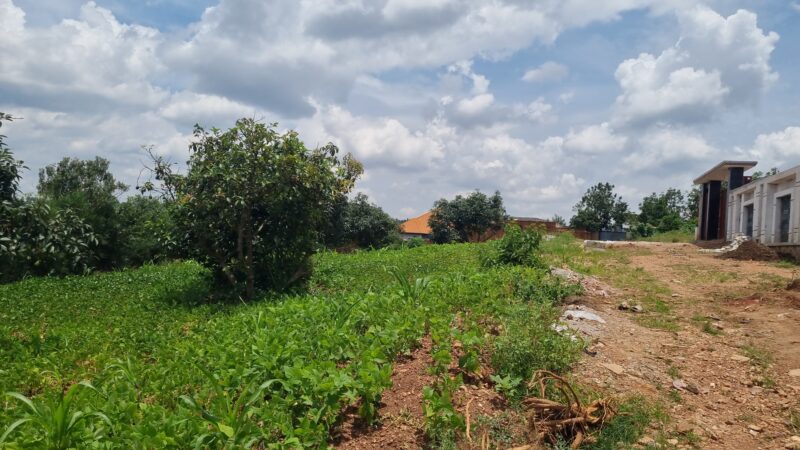 Kicukiro kagarama muyange plot for sale