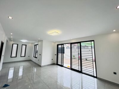 Kicukiro kagarama muyange house for sale