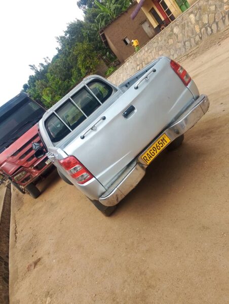 Pick up available for rent
