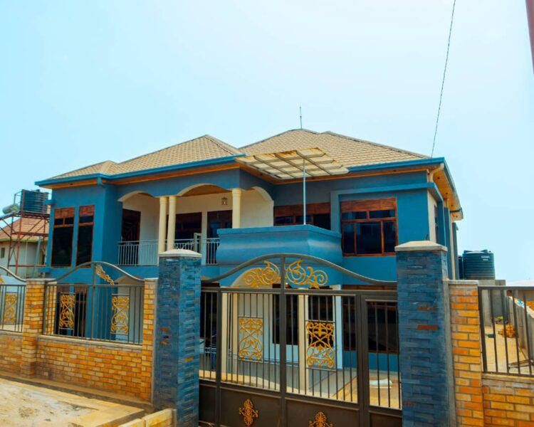 Rebero house for rent 8bedrooms