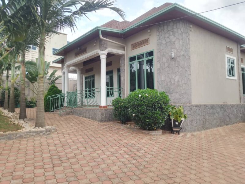 Masaka House for sale near CHIK