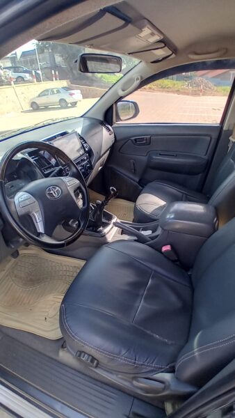Toyota vigo 2012 for sale n⁰131