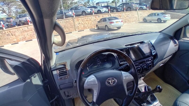 Toyota vigo 2012 for sale n⁰131