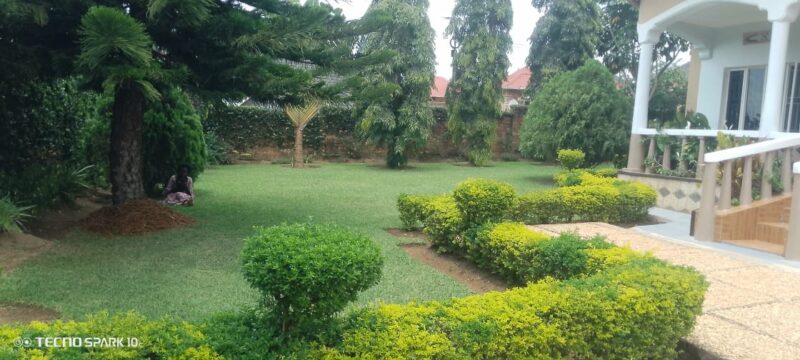 Gasaraba full furnished house for rent