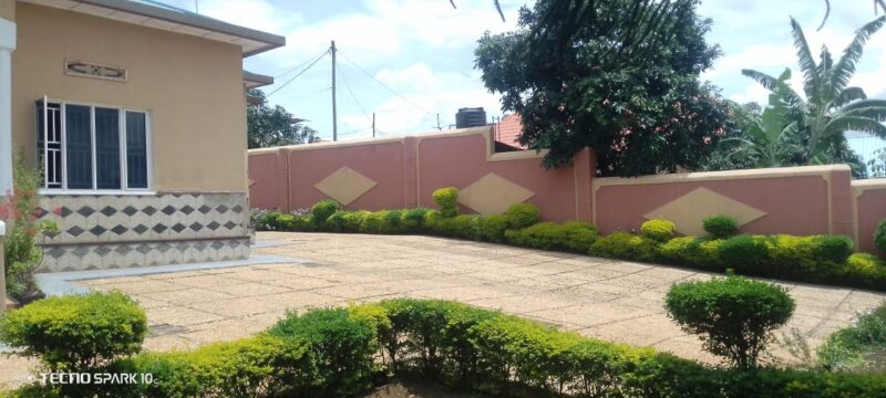 Gasaraba full furnished house for rent