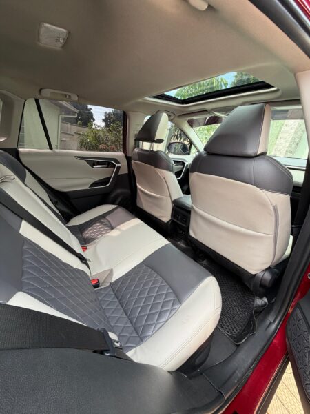 Rava4 hybrid automatic 2021 for sale