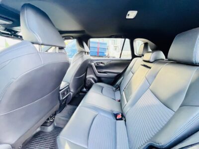 Rava 4 hybrid 2021 for sale