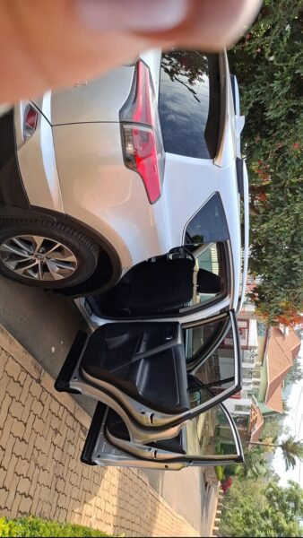 Toyota rava4 hybrid 2017 for sale