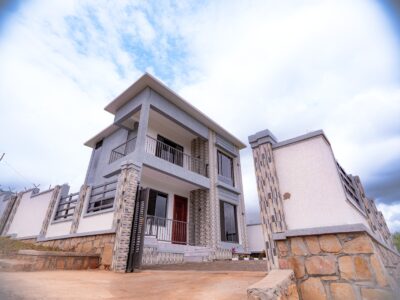 Gahanga house for sale 130million