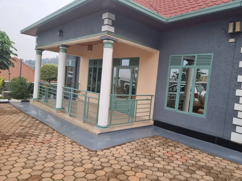 Beautiful house for sale bumbogo