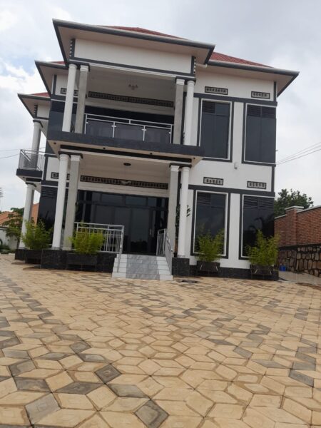 Kicukiro niboyi house for rent