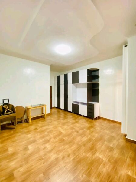 Kicukiro kagarama house for rent