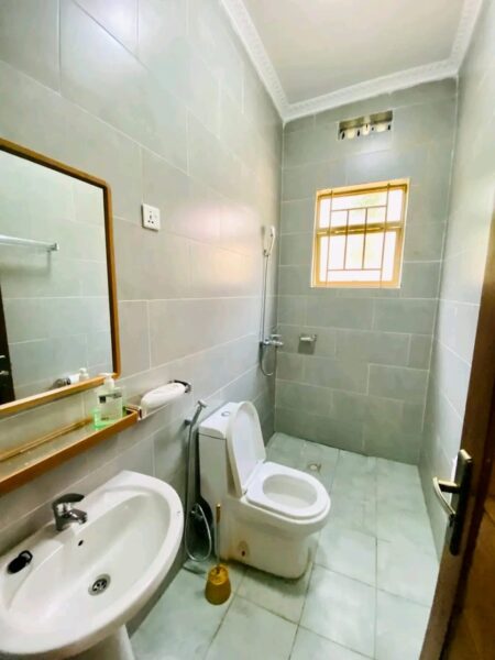 Kicukiro kagarama house for rent