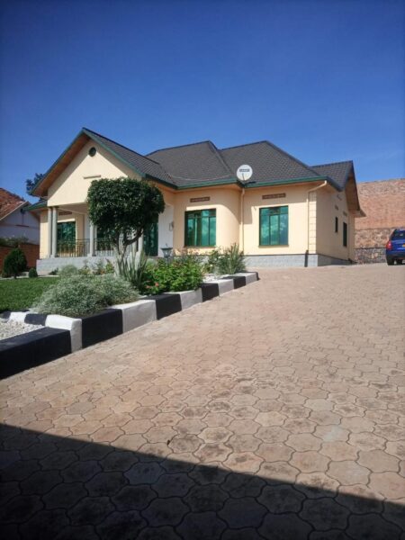Full furnished house for rent location kimironko