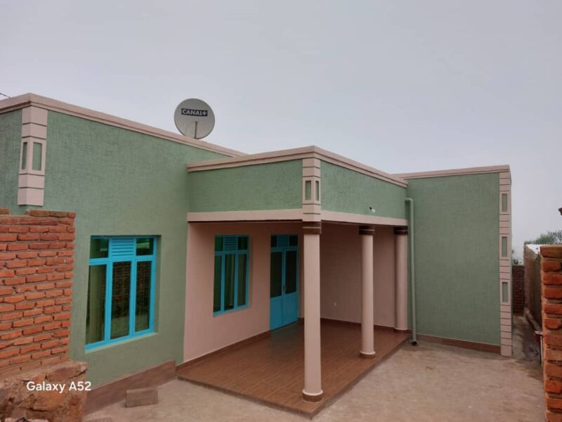 house &plot for sale