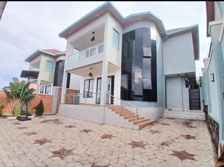 house &plot for sale